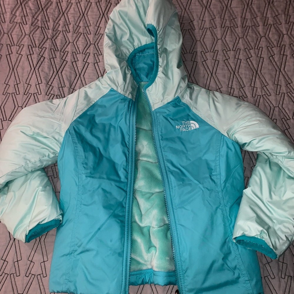 Xxs North Face jacket girls.